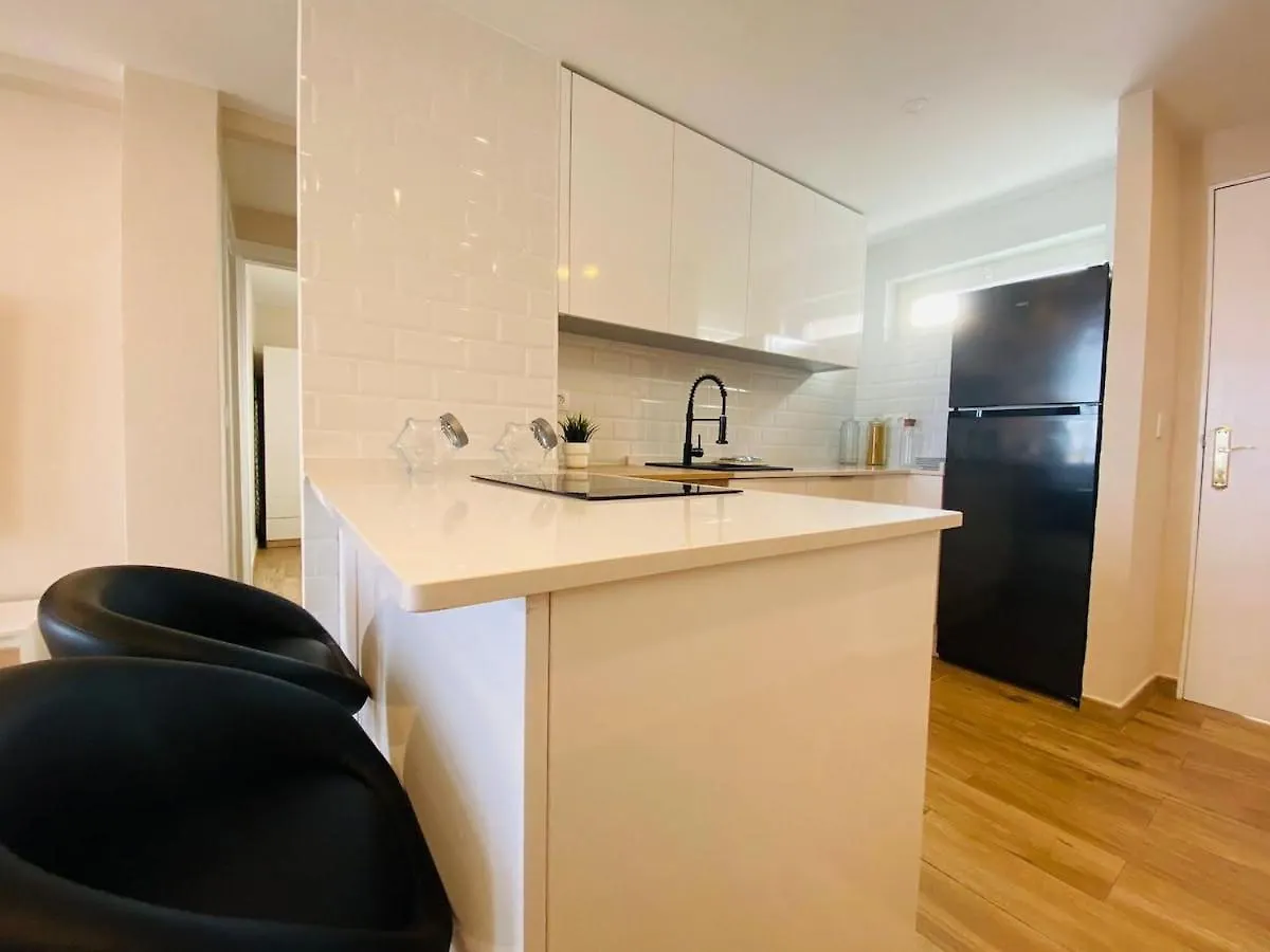 Moderno Apartamento Con Vistas Al Mar -Benalmadena Spain