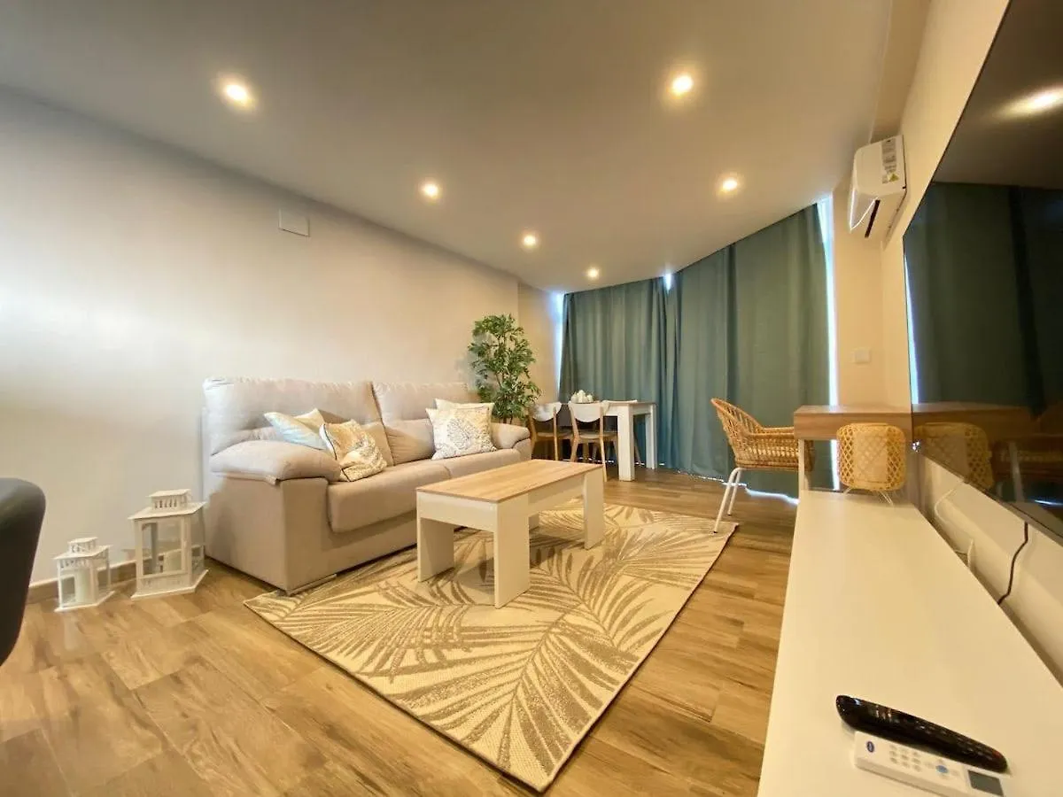 Moderno Apartamento Con Vistas Al Mar -Benalmadena 0*, Benalmadena Spain